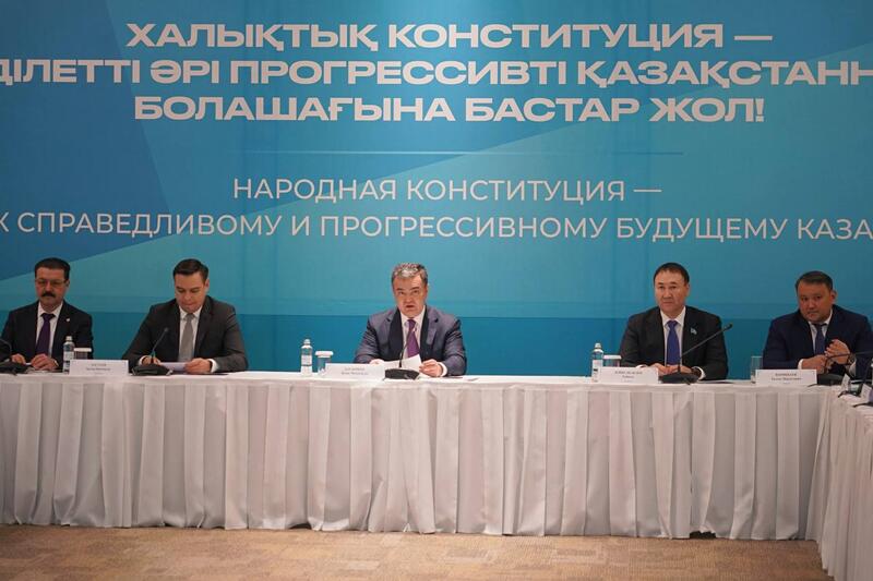 Артур Ластаев: Приоритет прав человека проходит через весь проект Конституции