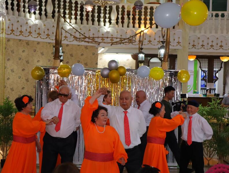 В Астане впервые прошел танцевальный конкурс среди пенсионеров