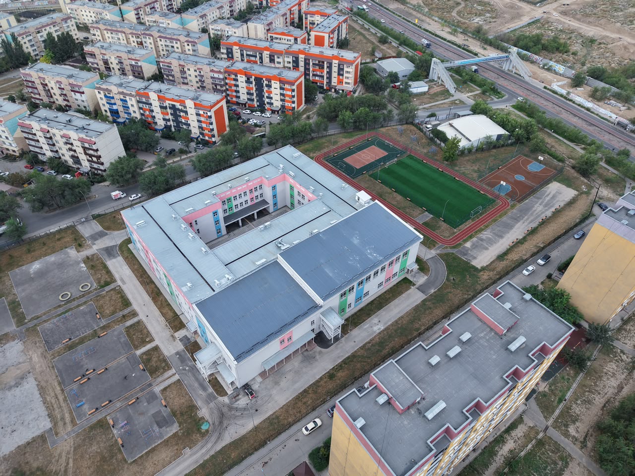 В Алатауском районе Алматы в 2026 году откроют четыре школы и завершат крупные инфраструктурные проекты