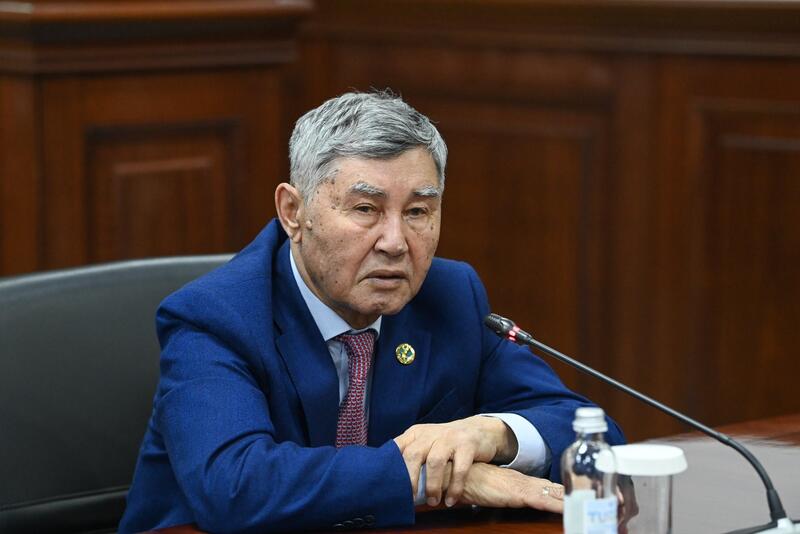 Подписан меморандум о передаче здания частной школы в областную коммунальную собственность