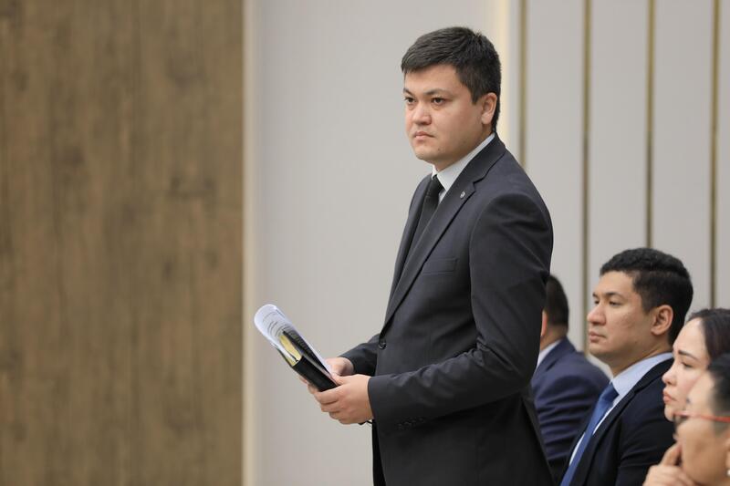 В девяти районах области проводится химическая обработка против саранчи