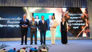 Акмолинских журналистов наградили за вклад в развитие медиасферы