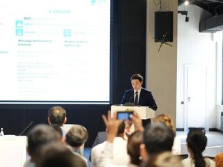 Вице-министр цифрового развития, инноваций и аэрокосмической промышленности РК Дмитрий Мун встретился с жителями Актюбинской области