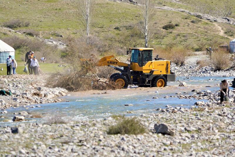ТУРКЕСТАН: В КЕНТАУ В РАМКАХ ЭКОАКЦИИ «МӨЛДІР БҰЛАҚ» РАСЧИЩЕНЫ РОДНИКИ В ХАНТАГИ