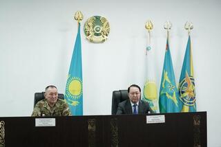 Министр обороны ознакомился с работой воинских формирований Кызылординской области