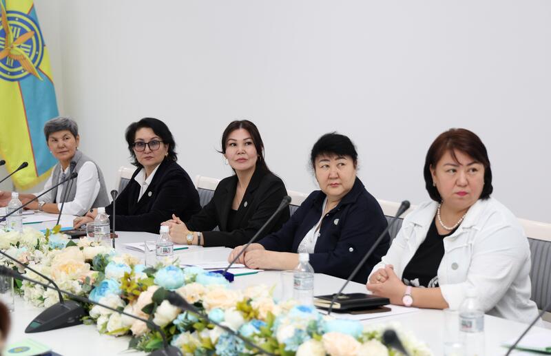 В Астане подвели итоги деятельности служб по организации работы с членами семей военнослужащих