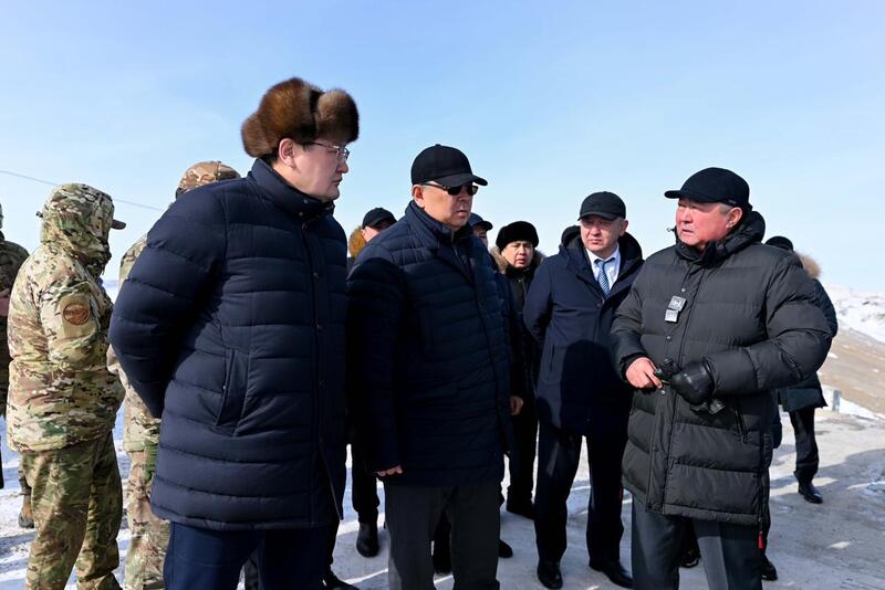 Вице-премьер Канат Бозумбаев ознакомился с ходом противопаводковых мероприятий в области Абай