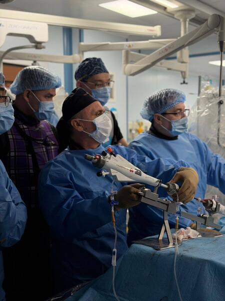 В НИИКВБ ВОССТАНОВИЛИ ФУНКЦИИ МИТРАЛЬНОГО КЛАПАНА ПАЦИЕНТУ ВЫСОКОГО ХИРУРГИЧЕСКОГО РИСКА