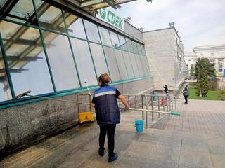 «Передаю челлендж ТРЦ MOSKVA Metropolitan»: более 10 бизнес-объектов Жетысуского района поддержали кампанию «Алматы – наш общий дом»