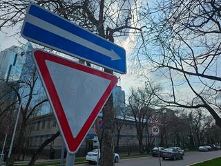 В Алматы в пилотном режиме изменят схему движения на ряде улиц Алмалинского района