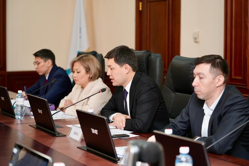 В Министерстве энергетики обсудили новые подходы к нормированию труда в нефтегазовой отрасли