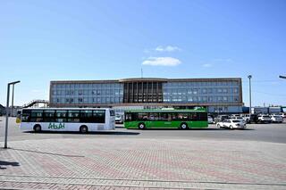 Аким области ознакомился с проектом реконструкции железнодорожных вокзалов