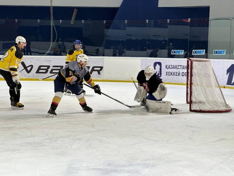 В столице прошел турнир ASTANA ICE CUP среди хоккеистов-любителей