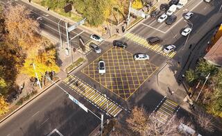 В Алматы появились «вафельные» разметки на десяти перекрестках