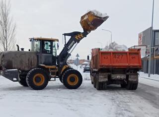 Свыше 23 тысяч кубометров снега вывезли из столицы за ночь