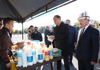 Кыргызские сельхозтоваропроизводители представили свою продукцию на ярмарке в Таразе