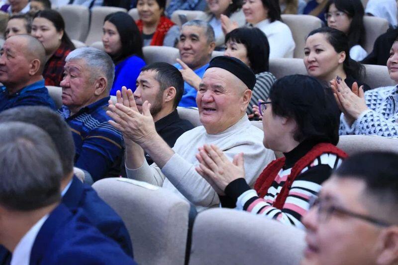 В Карагандинской области заработали два новых социальных объекта — школа и Дом культуры