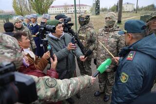 Современная армия: журналистам продемонстрировали новые технологии, меняющие службу