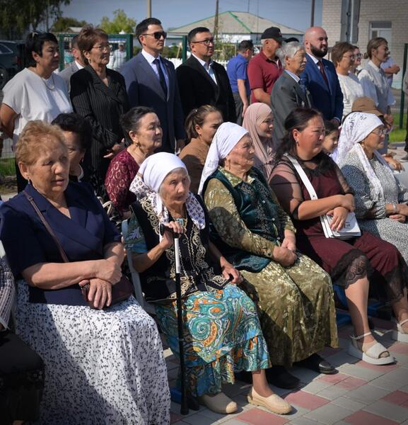 В селе Бірлік Павлодарского района произошло долгожданное событие – свои двери открыла новая школа