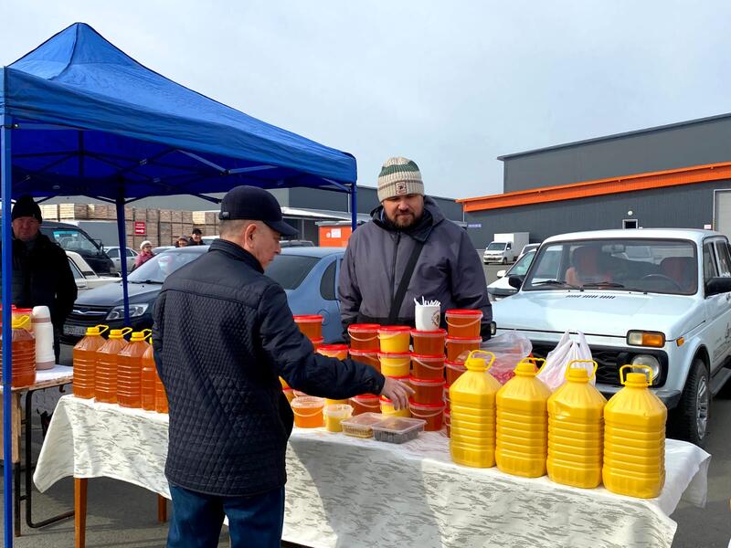 Город Риддер ВКО встречает гостей на ярмарке сельхозпродукции