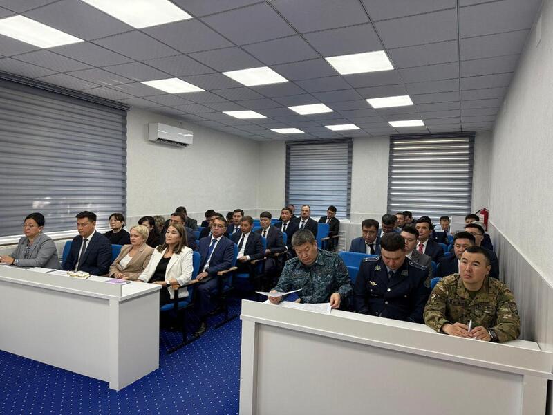 В Есильском районе обсудили усиление мер по противодействию экстремизму и терроризму