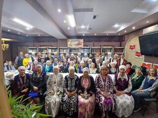 «Тіл-татулық тірегі»: в Астане прошла литературно-познавательная лекция