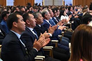 Касым-Жомарт Токаев поручил ускорить внедрение цифровых технологий и искусственного интеллекта в образовательный процесс