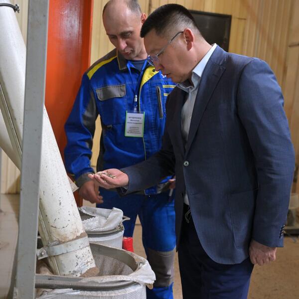 Аким области Асаин Байханов посетил с рабочей поездкой Щербактинский район