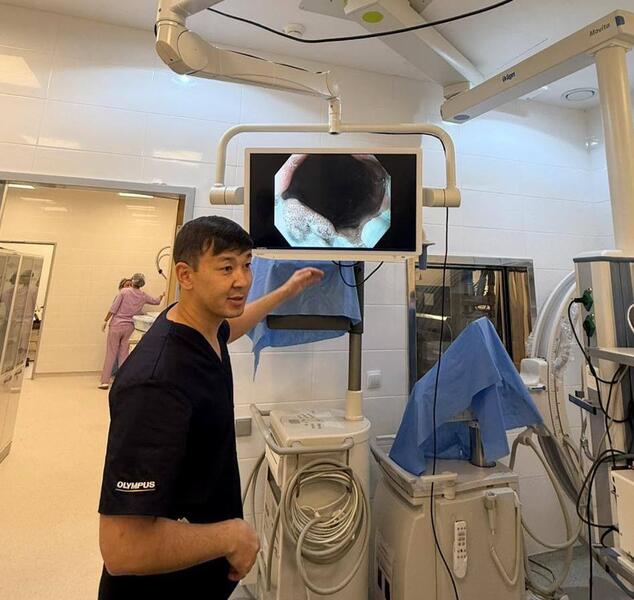 ВЕДУЩИЕ ВРАЧИ ЭНДОСКОПИСТЫ НИИКВБ ПРОВЕЛИ МАСТЕР-КЛАССЫ ДЛЯ УЗБЕКСКИХ КОЛЛЕГ