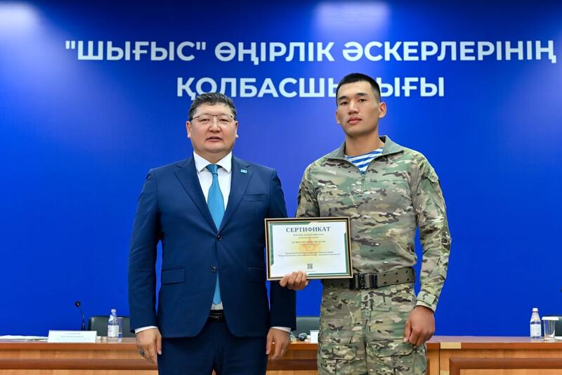 Аким области посетил воинскую часть