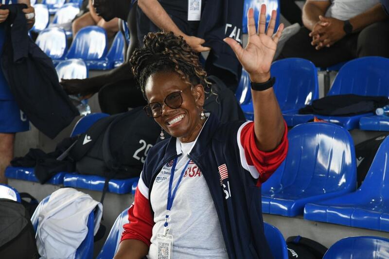 «Таза Қазақстан»: участники чемпионата мира по баскетболу посадили деревья в Астане