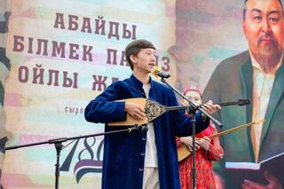 В Астане организовали беседу с победителями республиканского конкурса «Абаевские чтения»