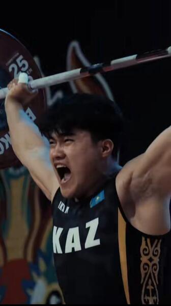 Столичный спортсмен завоевал бронзовую медаль на юниорском чемпионате мира по тяжелой атлетике