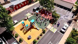 В день защиты детей 10 новых дворов открыли в столичном районе Байконыр