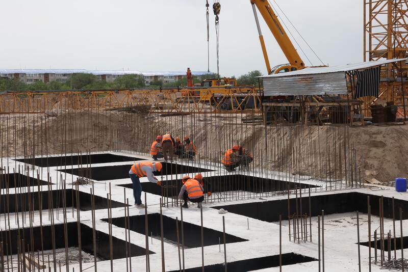 Марат Султангазиев принял участие в закладке капсулы времени в областном центре