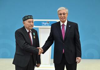 Касым-Жомарт Токаев вручил государственные награды ряду граждан, внесших значительный вклад в развитие нашей страны