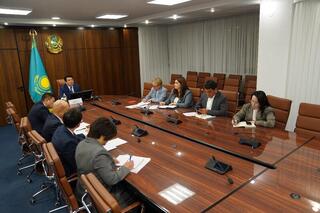 В Жамбылской области внедрят комплексную программу детской безопасности – министр просвещения провел экстренное совещание