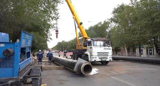 В Атырау ремонтируют 16 километров теплотрассы