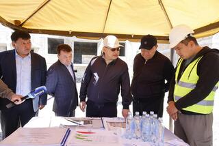 Бейбит Исабаев проинспектировал стройобъекты в селах