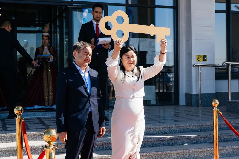 В Атырау открылась новая школа на 900 мест