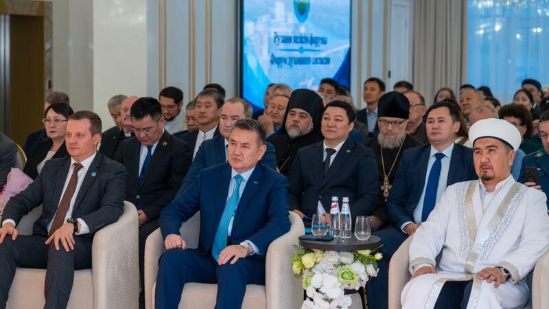 В ВКО прошел областной форум с участием духовных лидеров