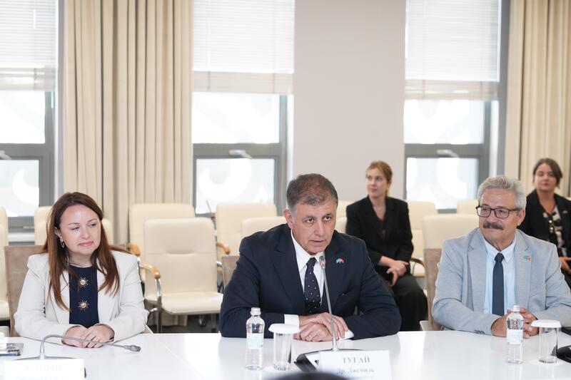 ТҮРКІСТАН ОБЛЫСЫ МЕН ИЗМИР АРАСЫНДАҒЫ ЫНТЫМАҚТАСТЫҚ ЖАҢА ДЕҢГЕЙГЕ КӨТЕРІЛЕДІ