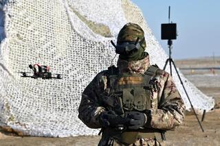 Более 100 дронов за месяц: в Десантно-штурмовых войсках развивают производство БПЛА