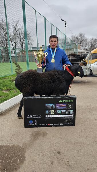 Дархан Станбеков — яркий пример современной сельской молодёжи, для которой труд на земле стал не только делом, но и призванием