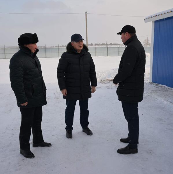 Аким Павлодарской области Асаин Байханов совершил рабочую поездку в Баянаульский район, где оценил ход реализации ключевых инфраструктурных, проектов
