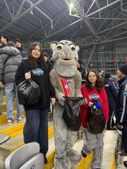 Футбольные болельщики необычно завершили матч между сборными Казахстана и Бельгии в Астане