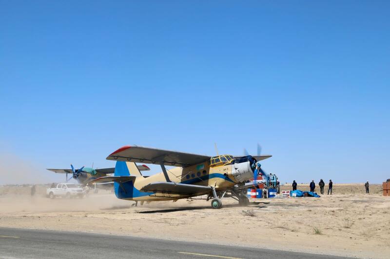 Министр сельского хозяйства в рамках рабочей поездки в Аральский район ознакомился с ходом работ по химической обработке против особо опасных вредителей