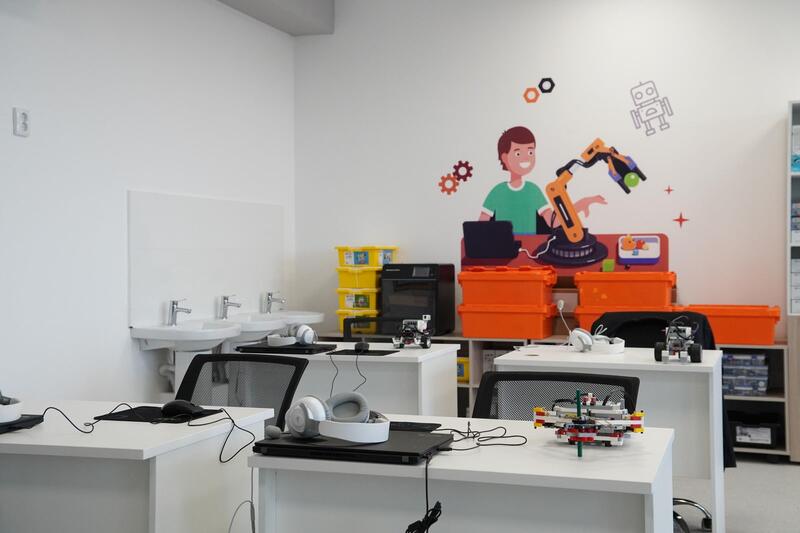 В Шемонаихе в рамках национального проекта «Келешек мектебі» открылась новая школа