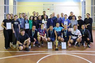 В преддверии празднования Дня Республики в Академии правосудия при Высшем Судебном Совете состоялся товарищеский турнир по волейболу