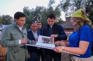 Аким Алматы проверил ход реконструкции мемориального комплекса Райымбек батыра